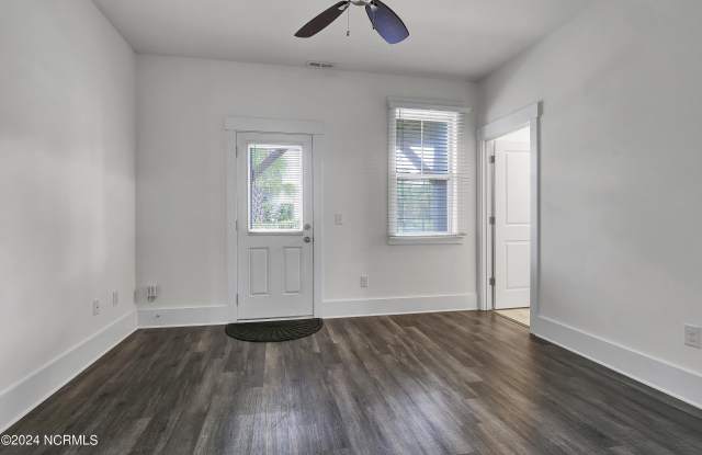 1808 Bungalow Row Gallery 4