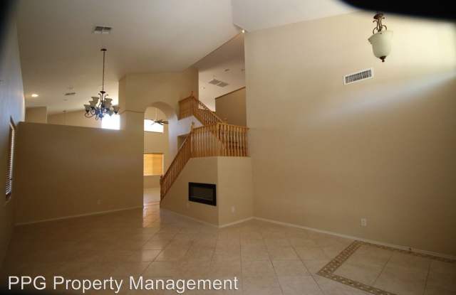 13578 W Caribbean Ln Gallery 2