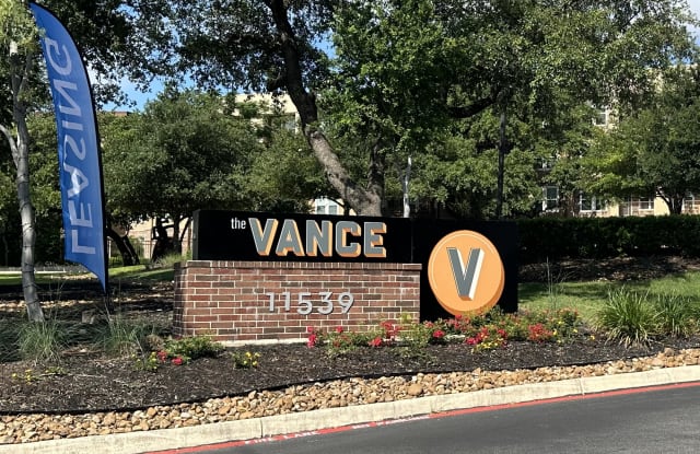 The Vance at Huebner Oaks Gallery 2