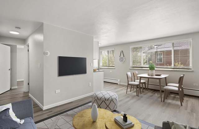1325 Madison Apartments Gallery 3