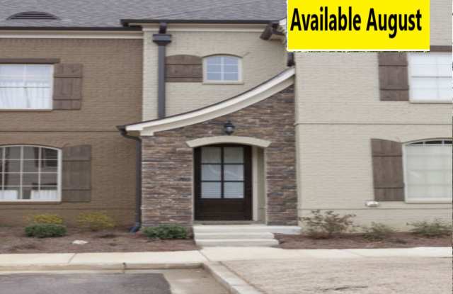 Fleur de Lis - 2495 Old Taylor Road, Oxford, MS 38655