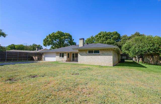 1612 Westridge Drive Gallery 4