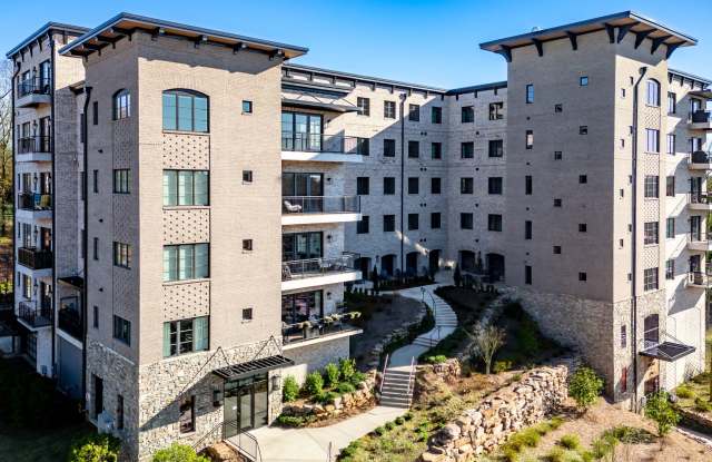 Condo Available Downtown Greenville! - 95 Doctor David C Francis Street, Greenville, SC 29601