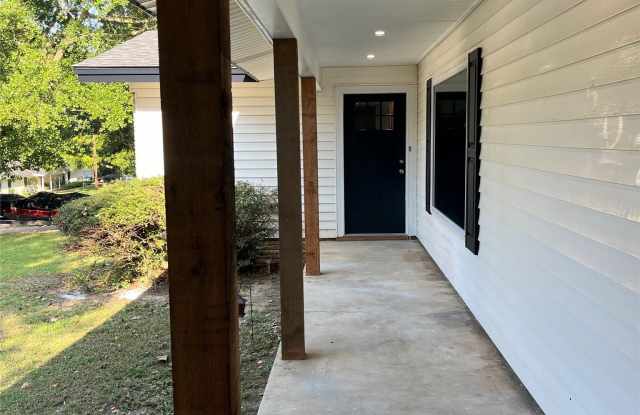 507 Colonial Drive Gallery 2