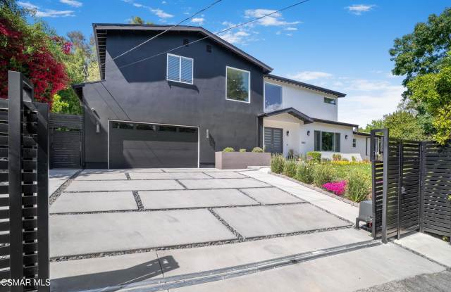 19067 Sprague Street photos photos