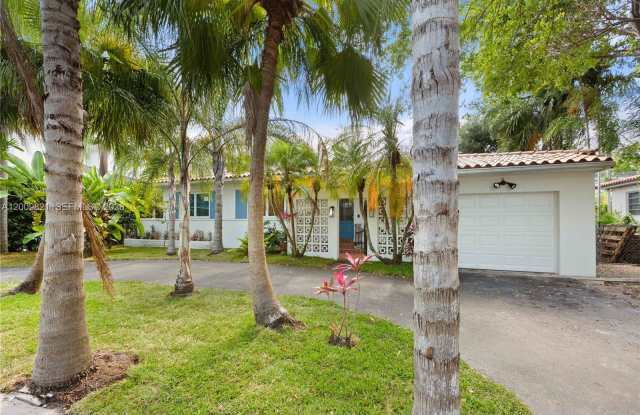 5614 San Vicente Street Gallery 3