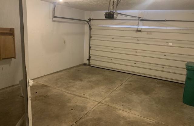 2109 Country Club Road Gallery 3