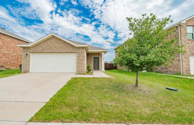 Bright, Beautiful, and Built for Comfort – Forney Living at Its Best! - 6512 Calico Lane, Kaufman County, TX 75126