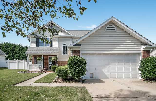 12601 Cumberland Crest Dr - 12601 Cumberland Crest Drive, Huntersville, NC 28078