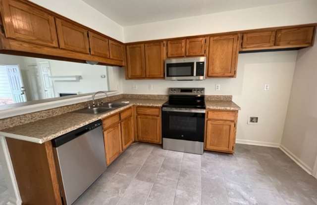 Renovated 3 Bedroom 2 Bath Home for Rent for Rent! Gallery 4