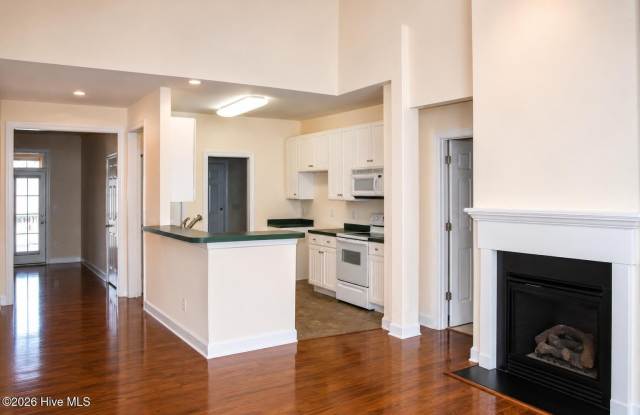 1308 Arbor Ridge Way Gallery 3
