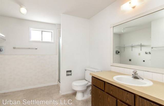 11921 E Railroad Cr Gallery 4