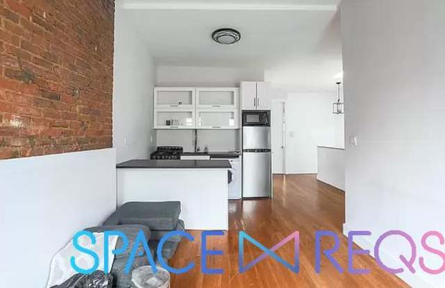 350 Broadway - 350 Broadway, Brooklyn, NY 11211