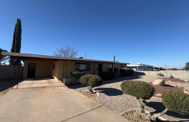 Spacious 3 bedroom, 2 bathroom home photos photos Spacious 3 bedroom, 2 bathroom home photos photos