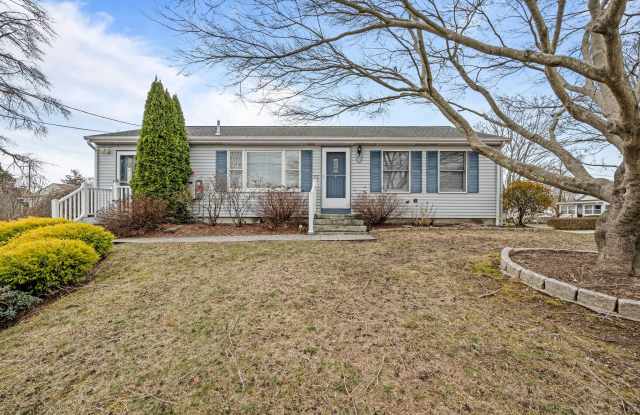 2 Whitney Avenue - 2 Whitney Avenue, Saybrook Manor, CT 06475