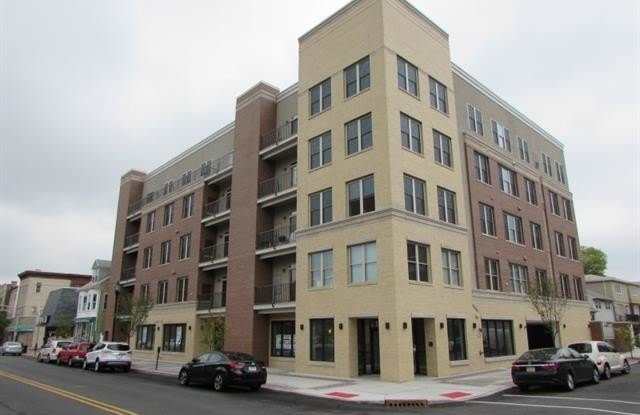 186 BROADWAY photos photos