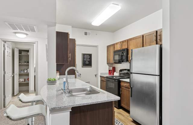 Waller Creekside on 51st photos photos