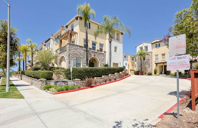 La Mesa 2BR + Office Room Townhome-Style Condo with 2-Car Garage Parking photos photos