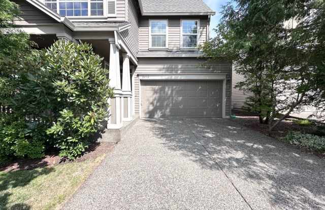 Beautiful 3-Bedroom Bethany Home with Office, A/C & Private Fenced Yard! Gallery 3