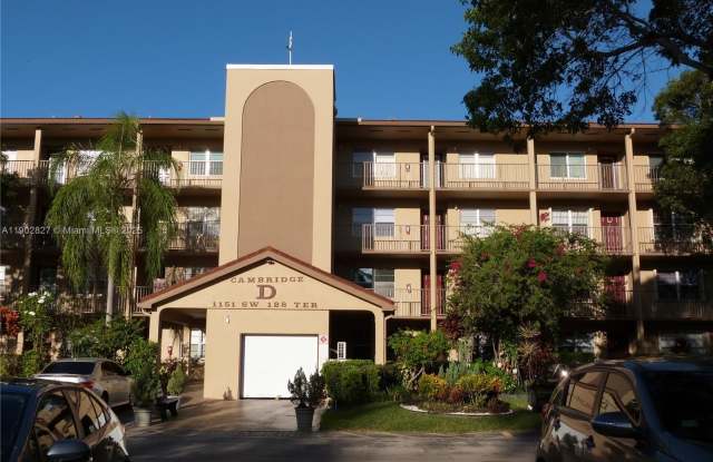 1151 SW 128th Ter photos photos