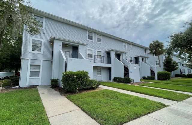 Unique 2nd floor 2 Bed/1.5 Bath Apartment in the Waterside Gated Community photos photos