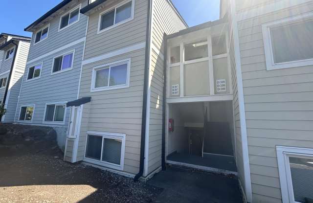 15210 Macadam Road South D-107 - 15210 Macadam Road South, Tukwila, WA 98188
