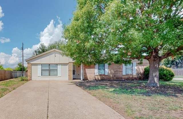 1500 Berry Drive photos photos