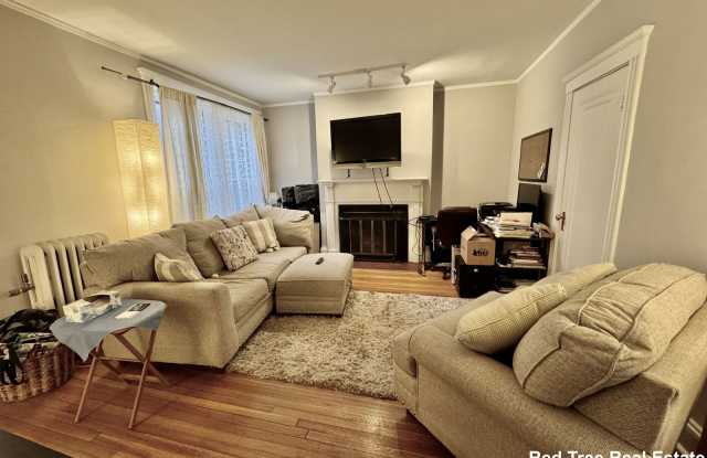 1992 Commonwealth Avenue photos photos