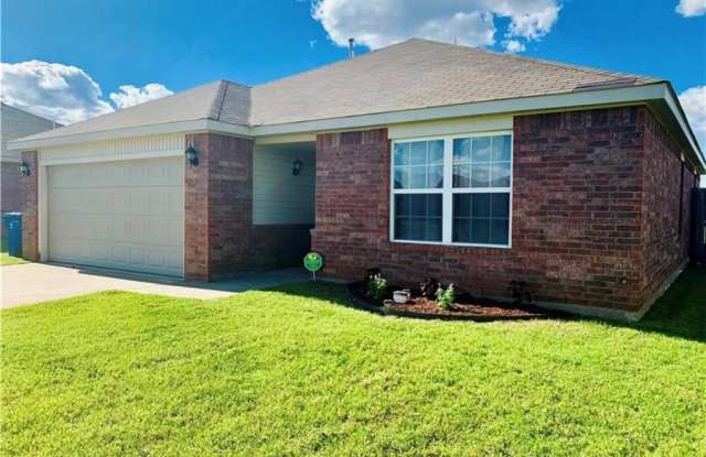 2316 Bradford Circle - 2316 Bradford Circle, Newcastle, OK 73065