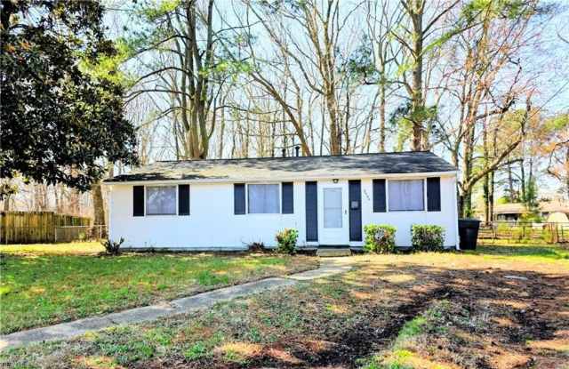 2000 Neville Circle photos photos