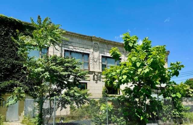 7104 S Crandon Ave. photos photos