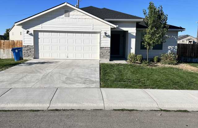 860 Lago Street photos photos