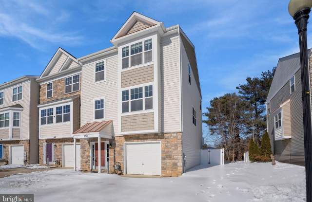 592 BURR OAK Court photos photos