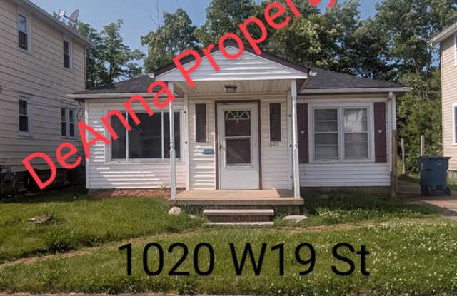 3 bedroom Home - 1020 West 19th Street, Lorain, OH 44052