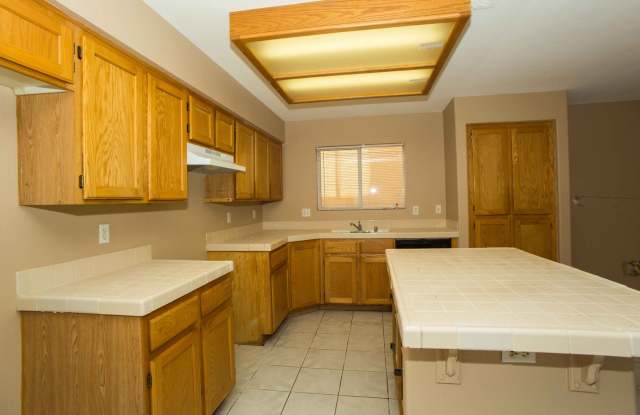 This Delightful Home Won't Last Long, Call Our Office Today! Gallery 4