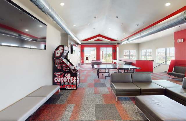 The Quarters Vermillion - Student Housing Gallery 4
