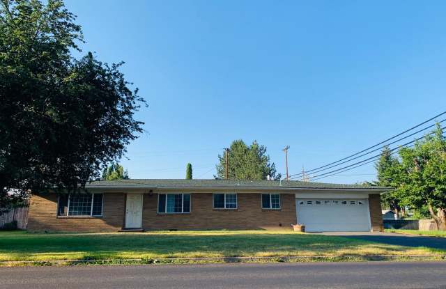 3 Bedroom, 2 bath house photos photos