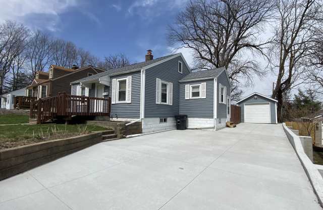 4431 Parkview Court photos photos