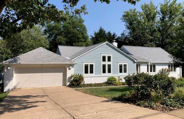 317 SKYHILL ROAD Gallery 2