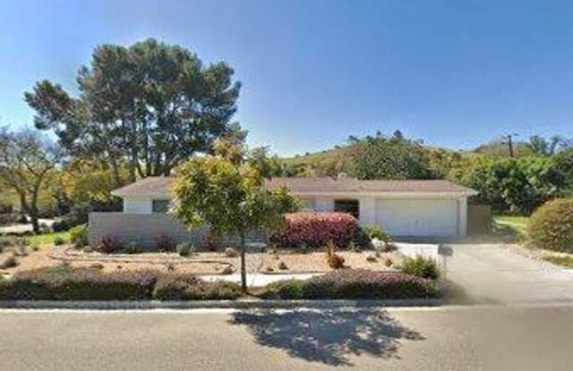 Turnpike Foothills 3 Bedroom Home with Office - Available Now/Pet Considered Gallery 1