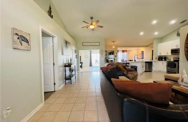 1309 Carlton Ct. Gallery 4