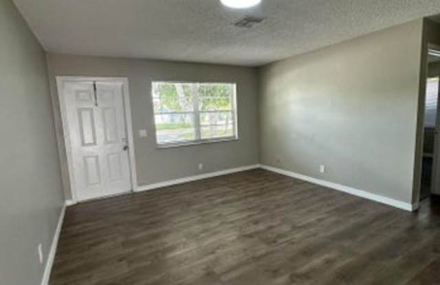 4564 Gulfstream Road, Lake Worth Beach  (Unincorporated) , FL 33461 Gallery 3