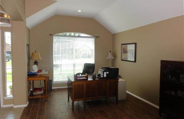 228 Cedar Crest Drive Gallery 2