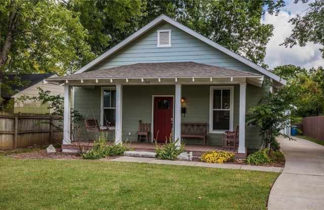 418 7th  ST photos photos