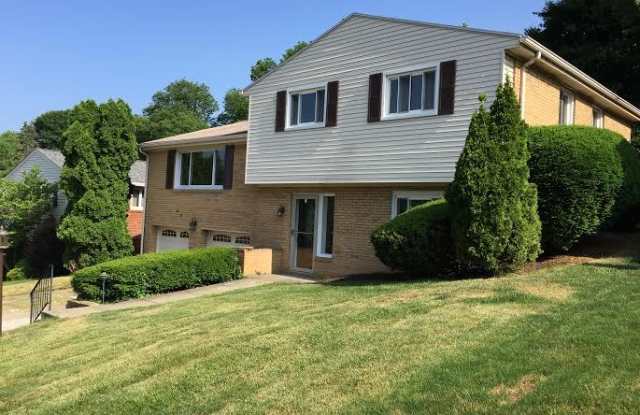 **********Gorgeous Scott Township 3-Bed/1.5 Bath Available Now!************** photos photos