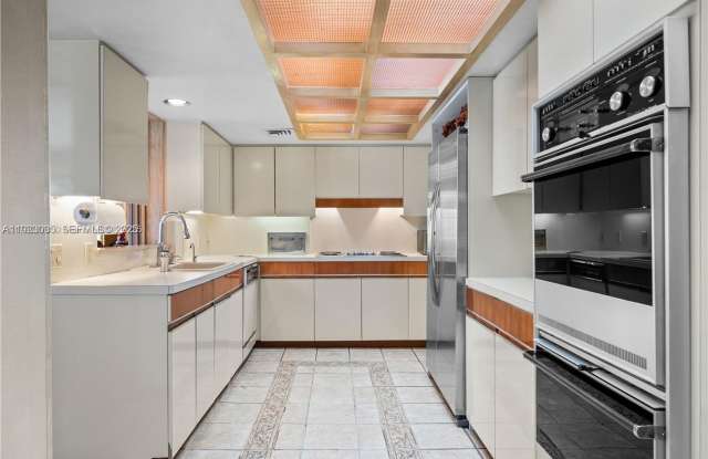 11111 Biscayne Boulevard 227, Miami, FL 33181 photos photos