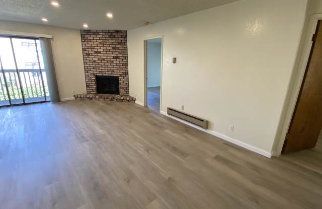 326 12th Ave - #4 Gallery 4