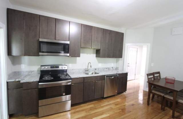 94 East Cottage St. photos photos