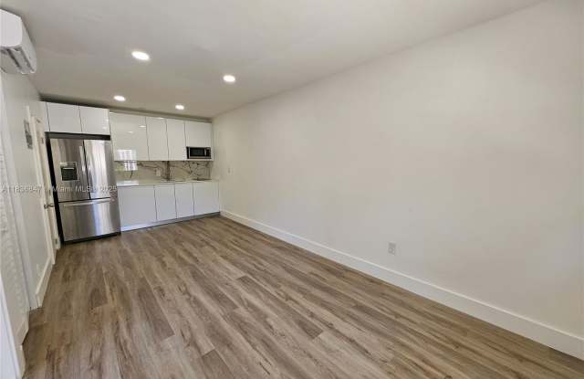 913 Ortega Rd photos photos
