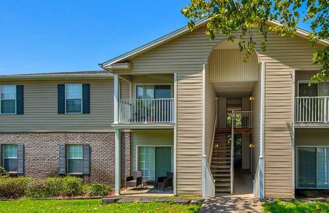 Marcus Pointe Grande photos photos